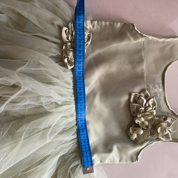 Mebas party gown for little princess used - Picture 10 of 10